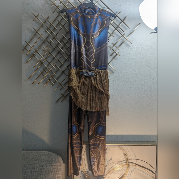 *NWOT* Marvel's Black Panther - Shuri Costume - Picture 2 of 10